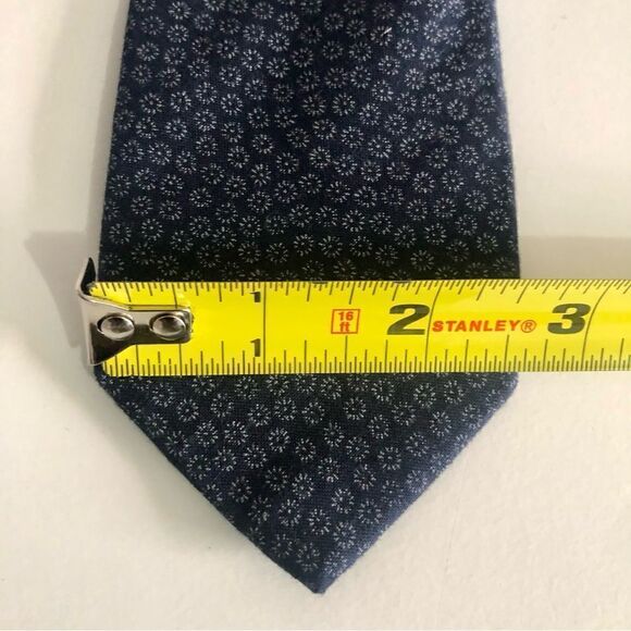 Ernest Alexander Navy Skinny Necktie - Picture 6 of 7